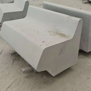 徐州 芝麻白花岗岩异形坐凳，石凳