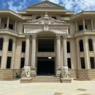 徐州 黄金麻别墅外墙干挂，大柱，大象，蘑菇石，雕花板