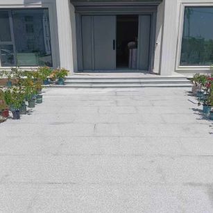 徐州 芝麻白花岗岩地铺石地面铺装