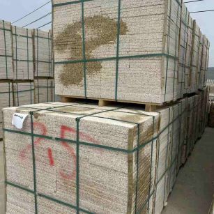 徐州 黄金麻花岗岩石材荔枝面地铺石2.5*300*600