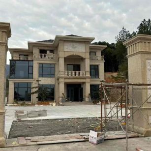 徐州 黄金麻花岗岩别墅雕花外墙干挂配上门口雕花罗马柱