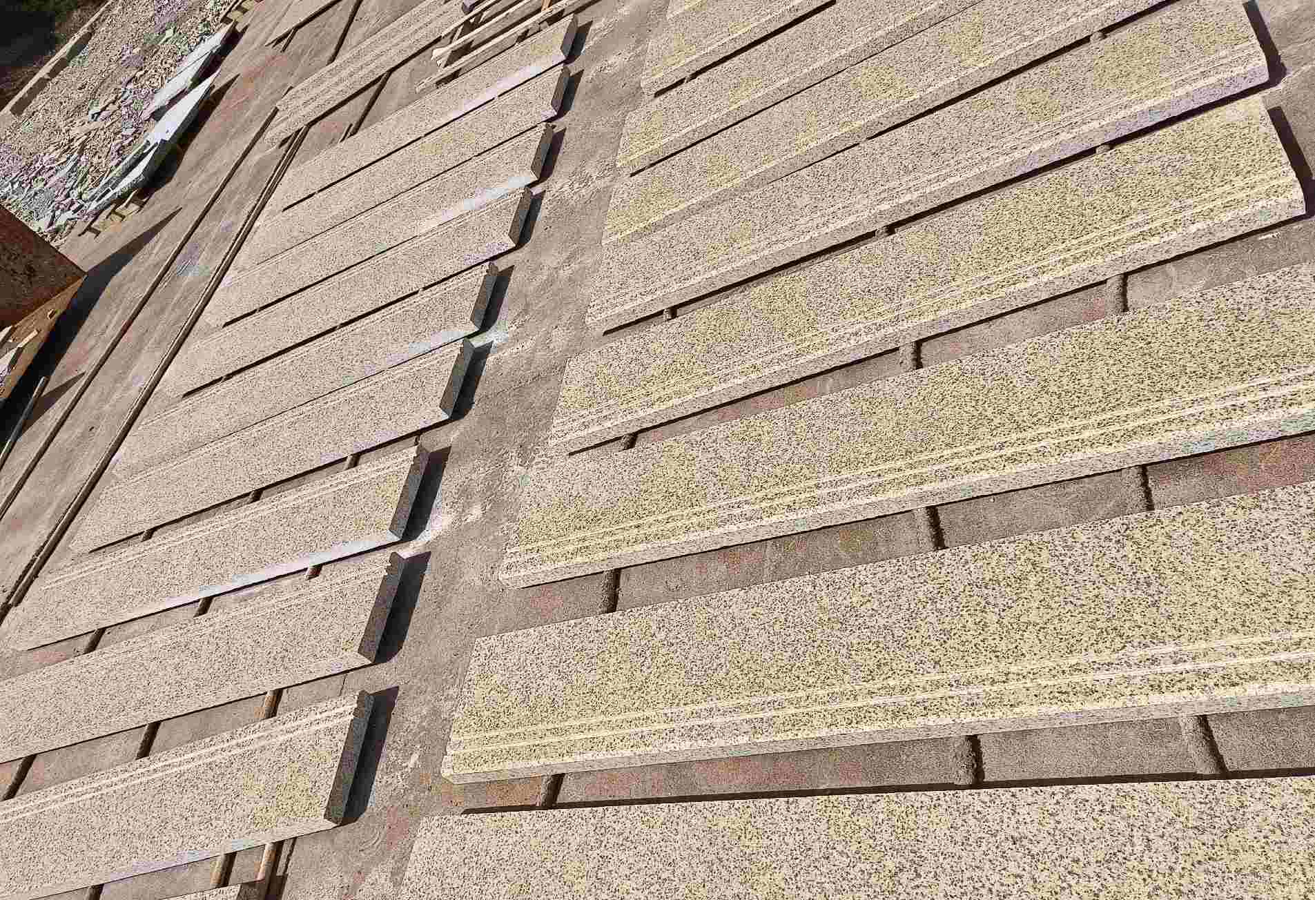 徐州 黄金麻花岗岩光面楼梯踏步