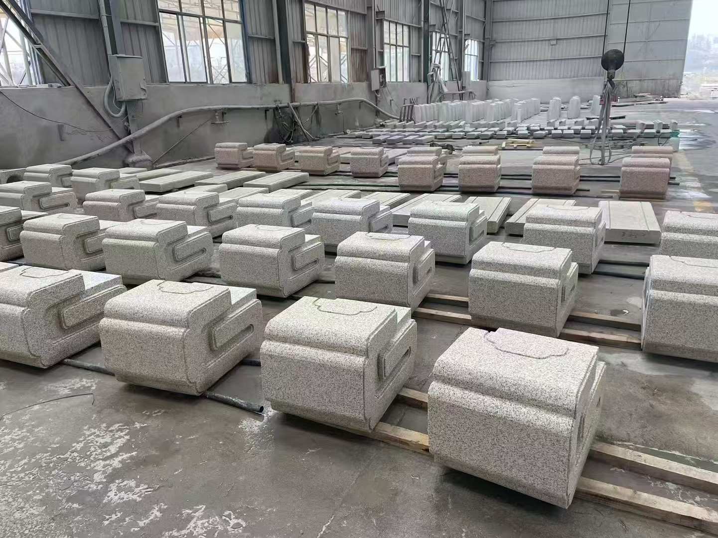 徐州 白麻花岗岩异形加工-石凳，坐凳