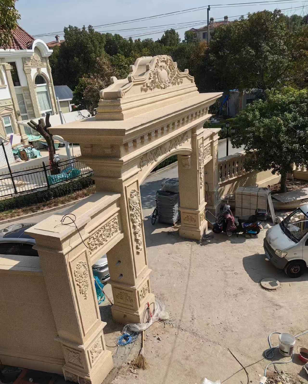 徐州 黄金麻荔枝面花岗岩别墅门楼