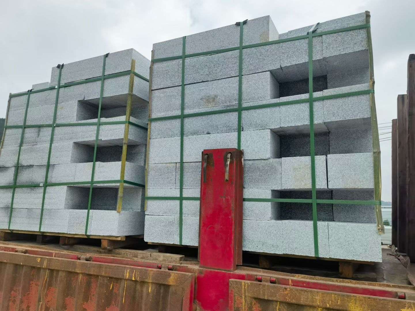 徐州 芝麻白花岗岩路沿石，平石，路侧石，马路牙子，路缘石，立缘石，平缘石等