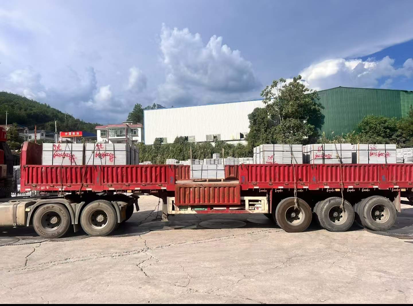 徐州 芝麻灰花岗岩地铺石出货日常