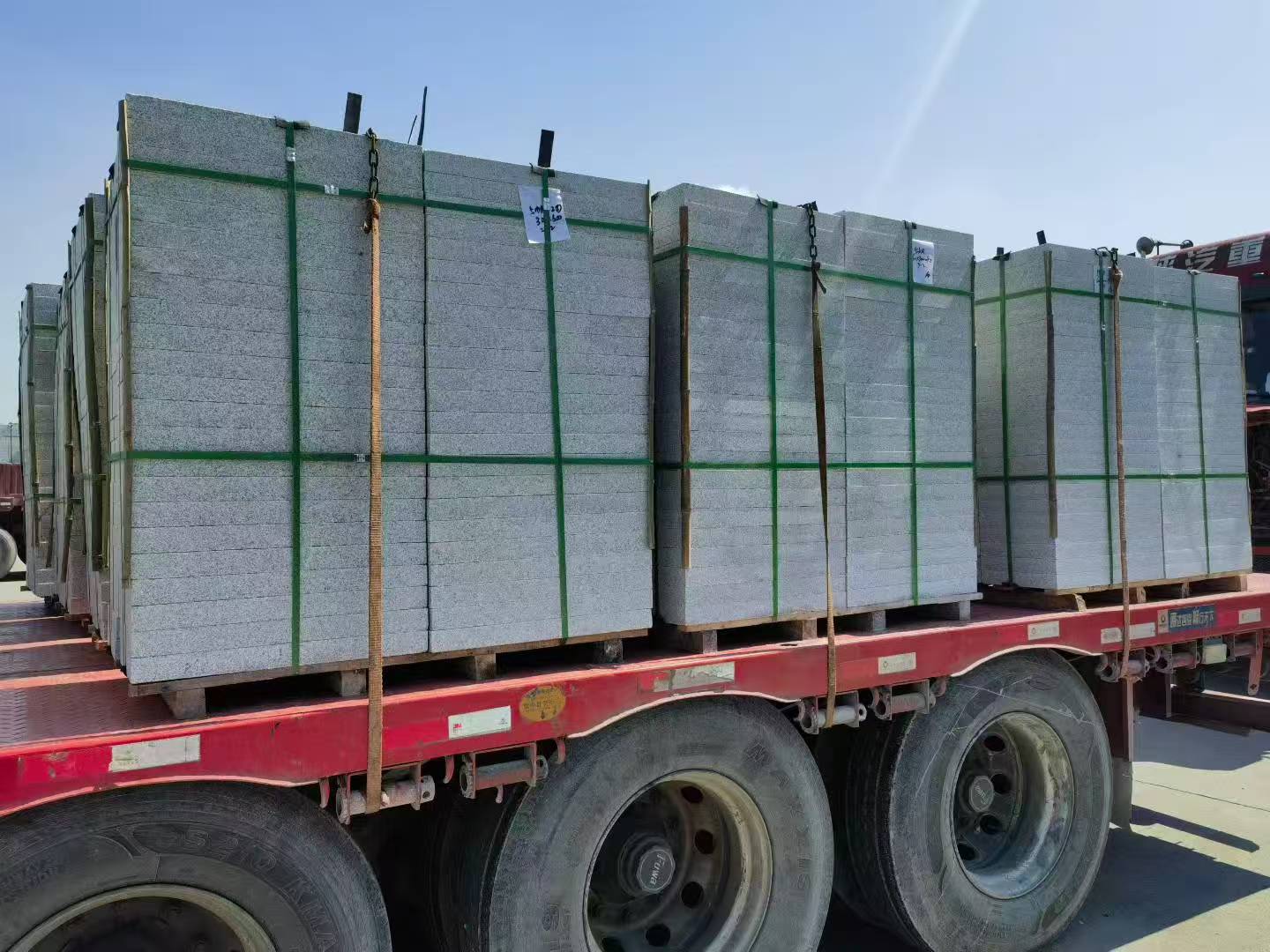 徐州芝麻白花岗岩出货日常地铺石