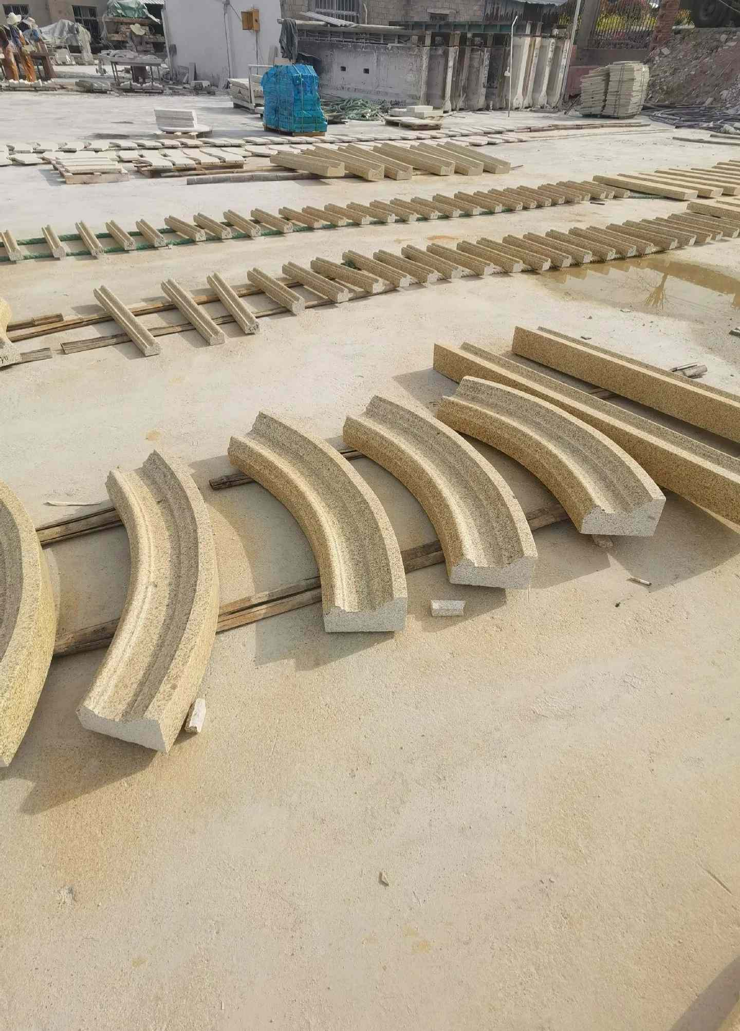 徐州 黄金麻花岗岩别墅线条