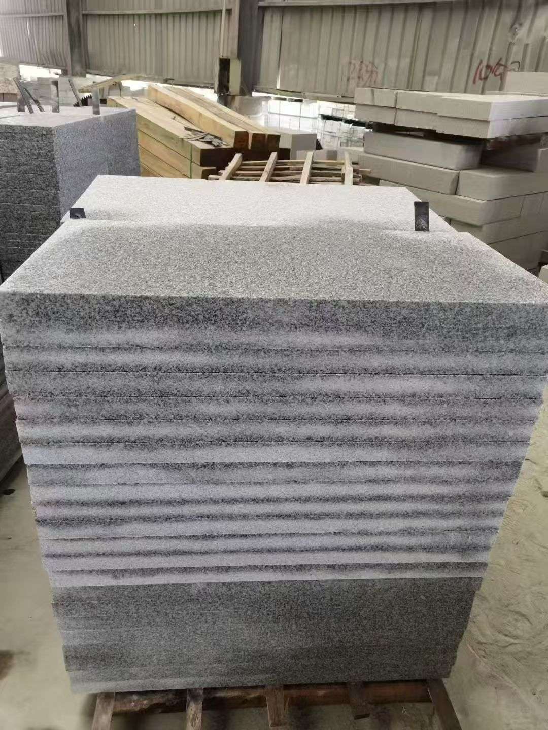 徐州 芝麻白5公分火烧地铺成品，900*400，规格可定制