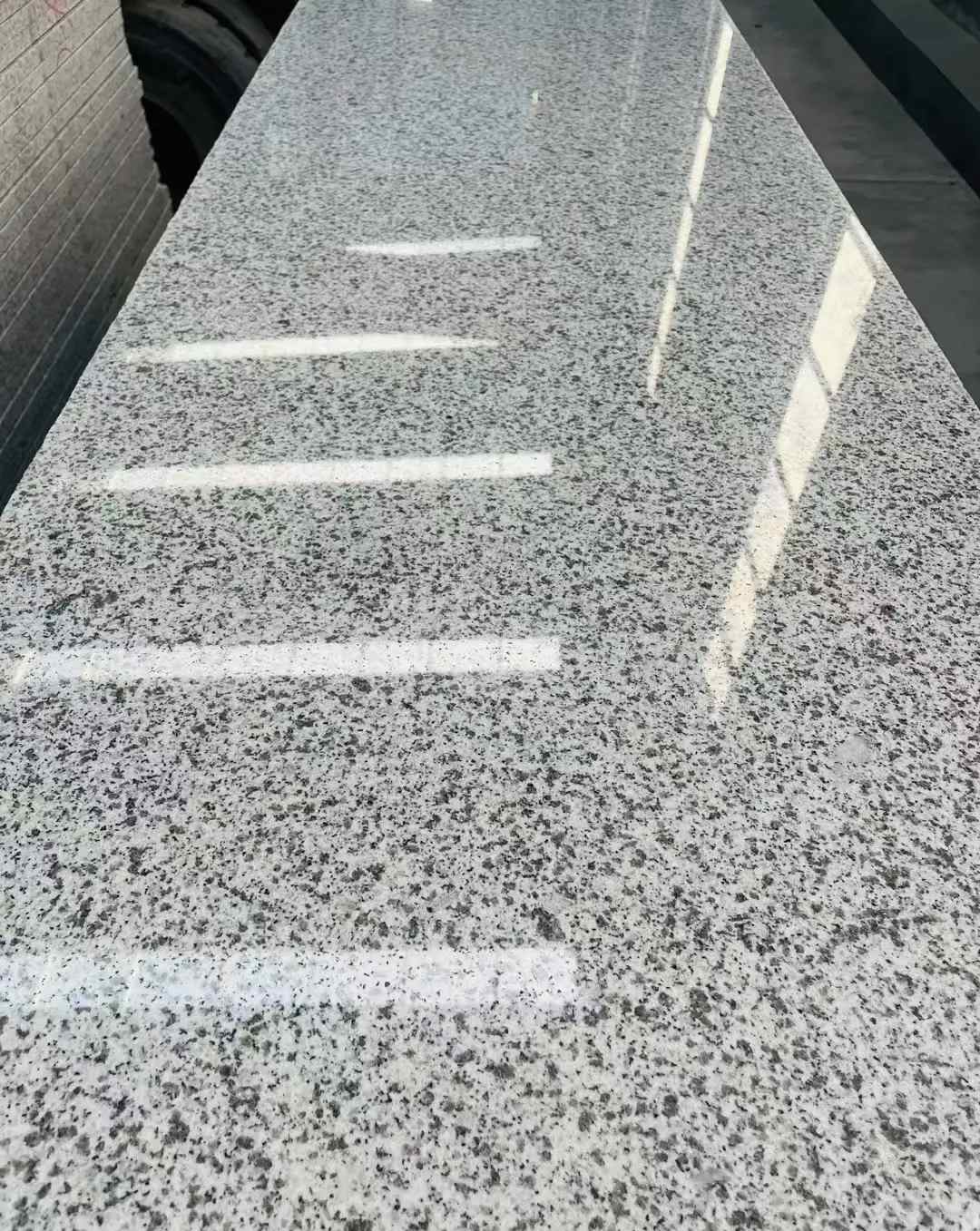 徐州 白麻花岗岩光面毛板